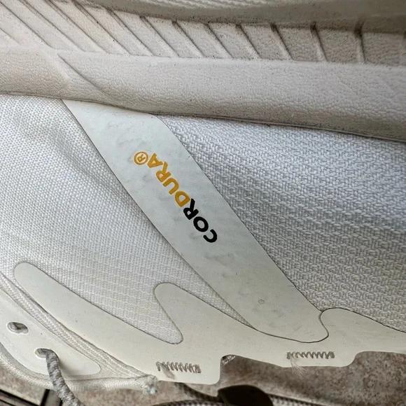MEN'S HOKA TRANSPORT